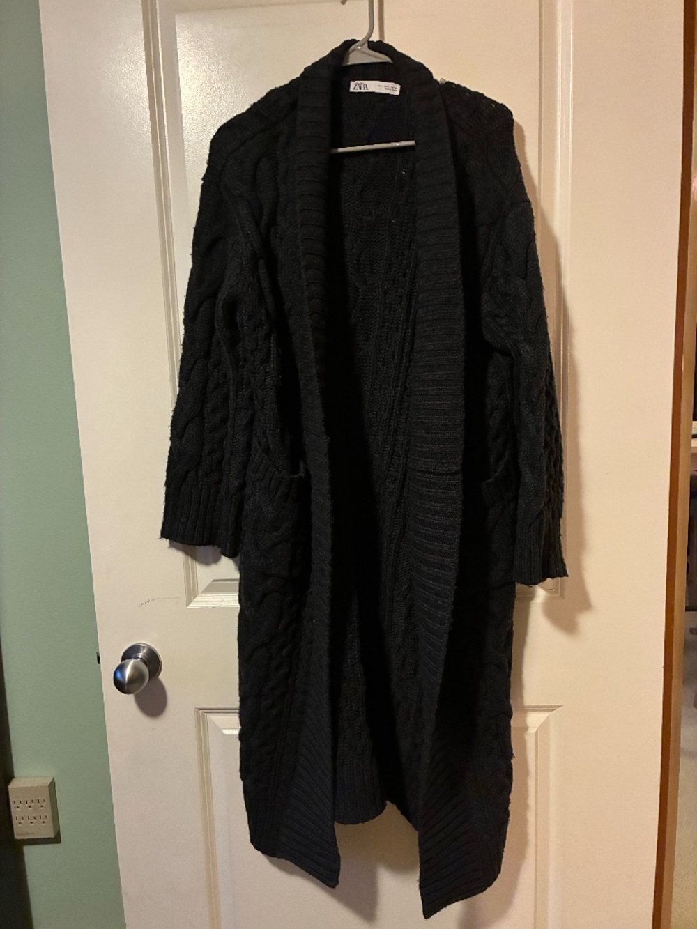 OVERSIZED CHUNKY CHARCOAL SWEATER